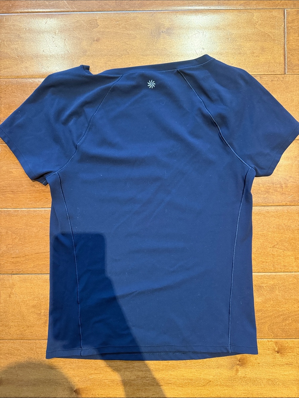 Athleta Never Worn Navy Scoop Neck Short Sleeve Top size medium - Picture 5 of 6